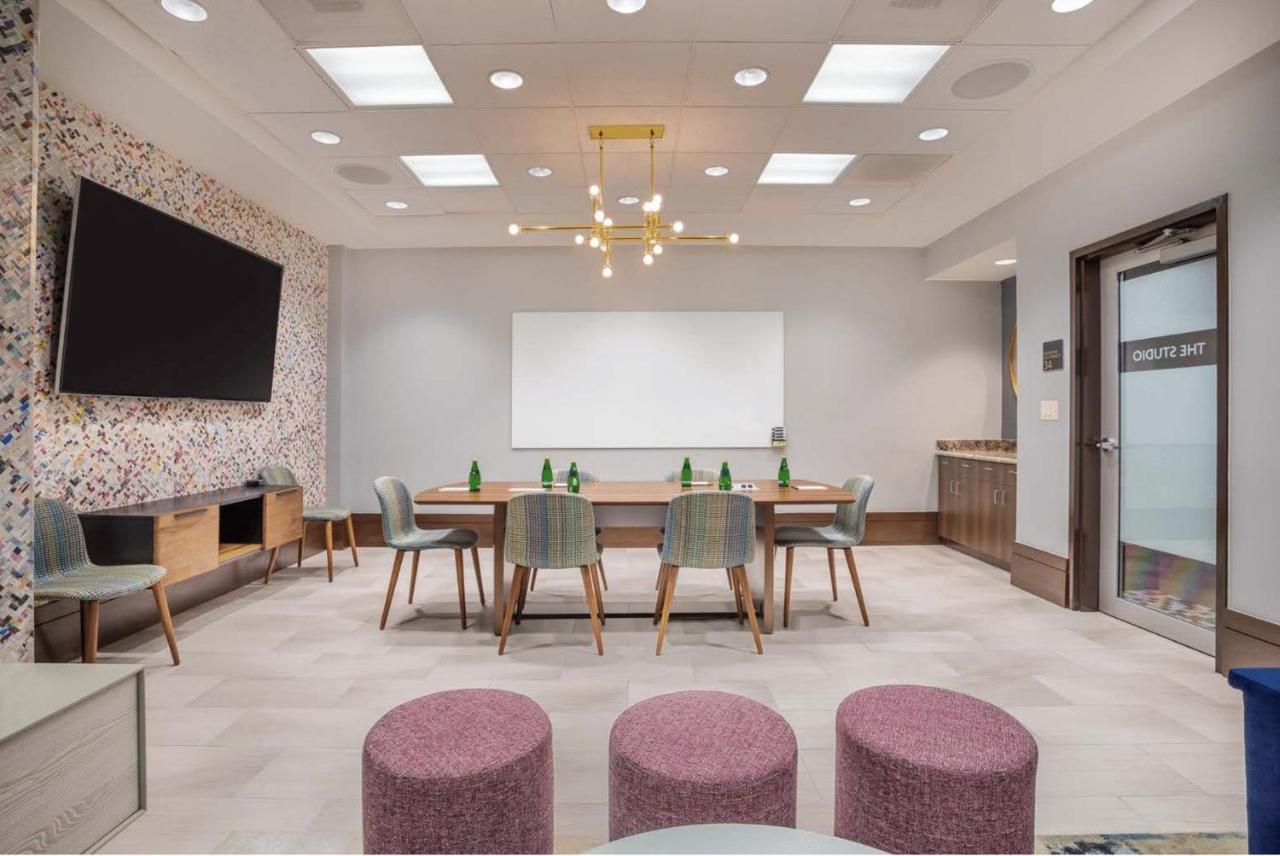 Hotel Crowne Plaza Shenandoah - The Woodlands Area By Ihg Exterior foto